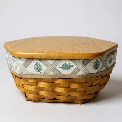 Longaberger Generation Basket Handwoven 2000 Lid, Lattice Leaf Liner, Protecter - Image 1 of 4