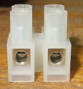 10 Stck. WECO 2-polige Klemme Schrankenblock 302-HDS/02 20-12 Stärke 20A US VERKÄUFER - Bild 1 von 5