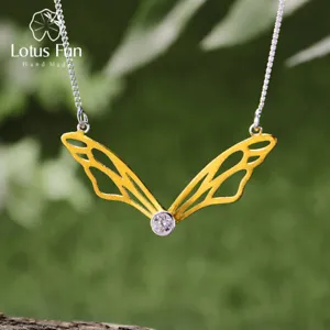 Elegant 18K Gold Hollow Butterfly Wings Necklace for Women 925 Silver Jewelry - Picture 1 of 13