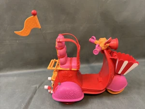 Lalaloopsy Telecomando Wireless Scooter Rosa Giocattolo RC Telecomando NO TELECOMANDO INCLUSO - Foto 1 di 8