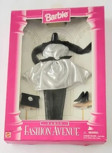 VINTAGE MATTEL BARBIE FASHION AVENUE METALLIC SILVER OUTFIT NEW UNOPENED  - Picture 1 of 3