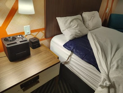 Mattress Cooler Pro - Hotel Series : Water Cooler + Cooling Mattress Topper - Image 1 of 4