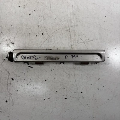 Trilho de combustível dianteiro 08-10 Honda Odyssey EX-L 16610-R70-A01 fabricante de equipamento original - Imagem 1 de 4