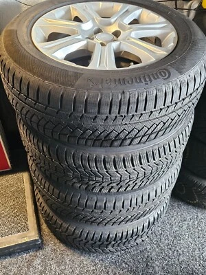 Originale Land Rover Alufelgen mit Winterbereifung - Bild 1 von 4