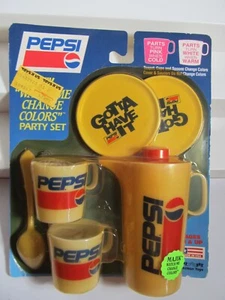 Vintage Pepsi Gotta Have It Majik Watch Me Color Change Party Set Chilton Spielzeug  - Bild 1 von 6