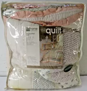 JCPenny Home Collection Handcrafted Full/Queen Embroidered Quilt 88" X 90" NEW - Picture 1 of 10