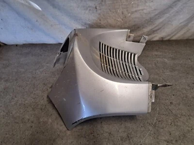 Suzuki Burgman AN 400 2001 - Carenado inferior delantero cubierta del panel Foto 1 de 4