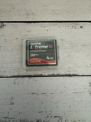 SanDisk Extreme III 4GB 30MB/s 133x - CompactFlash I Card - SDCFX3-4096-901 - Image 1 of 2
