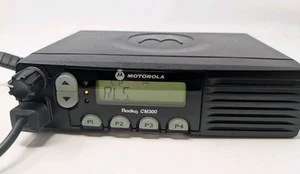 Motorola CM300 Radio | UHF (438-470MHz) Mobile Radio (25W) AAM50RNF9AA1AN - Picture 1 of 9