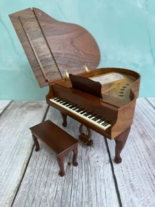 Casa de muñecas miniatura ~ 1993 Artisan Chuck & Margi Sudler CMS juego de piano de 2 piezas - Imagen 1 de 17