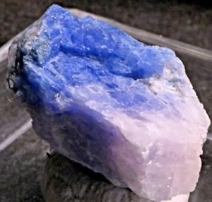 CARLETONITE! 1 X 1.5 X 1.5 CM, MONT-SAINT-HILAIRE, QC, CANADA #1 - Picture 1 of 2