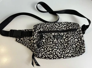 Vera Bradley Belt Bag Fanny Pack Black & White Animal Print Nylon Adjustable - Picture 1 of 9