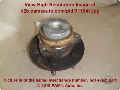 Buje de rueda delantera usado se adapta a: Chevrolet Tahoe 2004 rueda delantera 4x2 rueda de 6 tacos con salida alta Foto 1 de 4