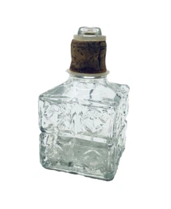 Vintage Pressed Glass Liquor Decanter Corked Stopper - Imagen 1 de 6