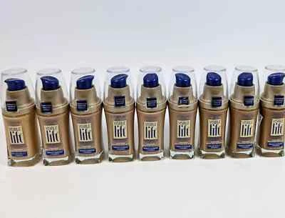 L'Oreal Paris Visible Lift Serum Absolute Liquid Foundation w/SPF 17,Expired - Image 1 of 3