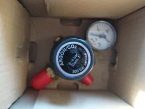 Gas arc pressure regulator single stage 1 gauge 0 - 4 bar RAN01011 - Picture 1 of 4