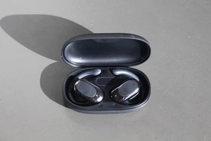 Auricolari Traduttore Tempo Reale M57 TWS Traduzione Lingua Auricolari Cancella Rumore - Foto 1 di 5