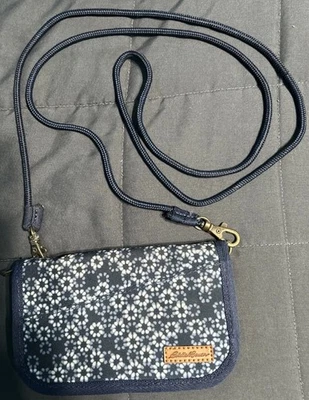 Eddie Bauer Floral Bandolera Cartera Bolso sin asas Organizador Azul Marino Blanco Foto 1 de 4