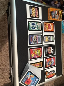 2015 Wacky Packages Complete Base Set 1-110 With Empty Wrapper !!! - Bild 1 von 7