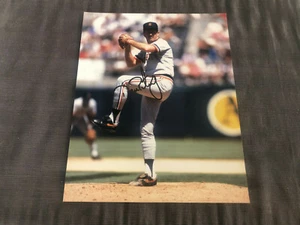 DAN PETRY AUTOGRAPH 8 X 10 PHOTO DETROIT TIGERS - Picture 1 of 1