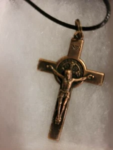 Catholic Crucifix Bronze Colored  - Picture 1 of 1