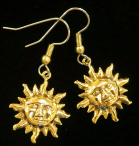 Celestial Sun Earrings 3/4" Smiling Faces Gold or Silver Plate Summer Vacation - Picture 1 of 16