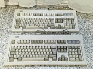 VINTAGE IBM KEYBOARD - MODEL M - 1399571 / EC 528989 / MADE IN UNITED KINGDOM - Picture 1 of 24