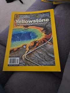 YELLOWSTONE national geographic SUPER VOLCANO unique wildlife LANDSCAPE no label - Picture 1 of 3