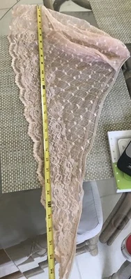 Mantilla de encaje cremoso vintage velo de iglesia para mujer entallado bufanda chal años 50 Foto 1 de 4