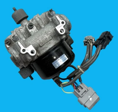 93-97 Toyota Land Cruiser Anti Lock ABS Brake Pump Actuator Assembly OEM - Image 1 of 4