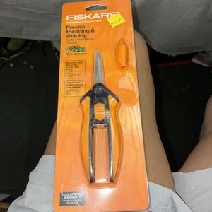 Fiskars 399240-1003 Straight Cut Snip Scissors - Orange & Black - Picture 1 of 2