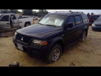 Used Left Sun Visor fits: 2004 Mitsubishi Montero sport w/o illumination Left Gr - Image 1 of 4
