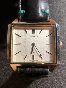 Reloj Hombre Seiko Chario Cuadrado Cuerda Manual De Colección Excelente Estado - Imagen 1 de 12