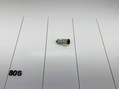 17-20 AUDI A4 B9 DELANTERO IZQUIERDO LADO DEL CONDUCTOR ASIENTO ELÉCTRICO PISTA AJUSTE MOTOR OEM Foto 1 de 4