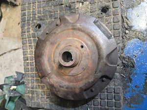 Briggs & Stratton Flywheel 693557 696537 (Plastic Ring Gear) - Picture 1 of 2