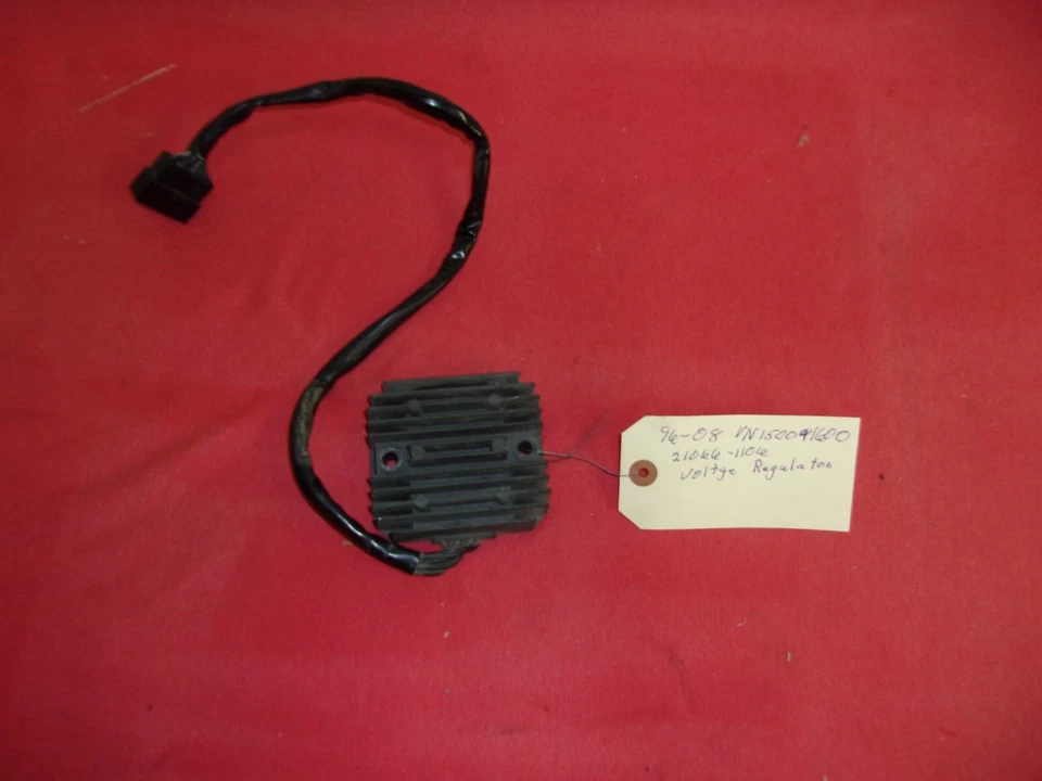 2003 Kawasaki Vulcan 1500 Voltage Regulator - Image 1 of 1