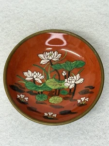 Vintage HONG KONG Chinese Bowl Brass Encased LOTUS Flower Hand Painted 4.5 Inch - Picture 1 of 6