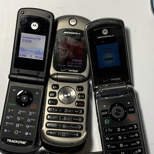 FLIP Phone LOT OF 3 - Motorola W260G W755 Moto - GOOD TO FAIR CONDITION TESTED - Picture 1 of 3