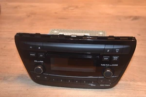 SUZUKI CROSSOVER 2018  AM/FM COMPACT DISC AUTO RADIO PLAYER , NEW  - Picture 1 of 8