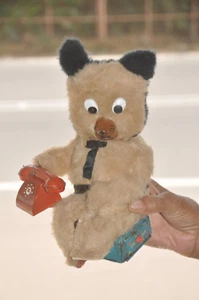 Vintage ALPS Trademark Telephone Operator Battery Litho Bear Tin Toy, Japan - Picture 1 of 13