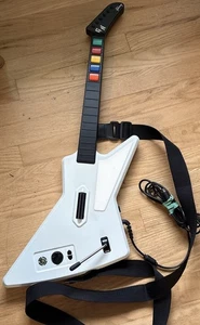 Guitar Hero Xplorer Guitar Xbox 360 Red Octane Wired Model 95157.805 w/strap - Picture 1 of 9