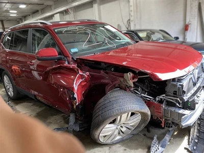 ROOF MOUNTED OVERHEAD CONSOLE Volkswagen Atlas 18 19 20 21 22 1409427 Foto 1 de 4