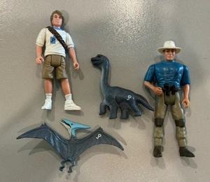 JURASSIC PARK Human & Hatchling Figures Lost World JP - Picture 1 of 4
