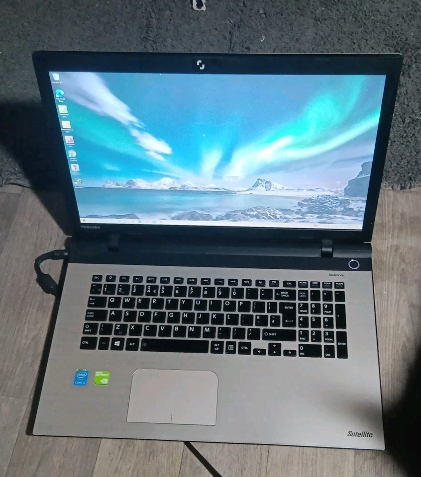 Toshiba Gaming Laptop  L70C  i5 5th Gen, 8gb,240gb SSD, 17.3", Read Description - Image 1 of 4