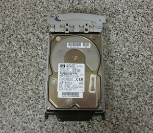 Disque dur serveur HP Netserver D6106-60001 5064-3541 9,1 Go Ultra2 SCSI avec caddy - Photo 1/6