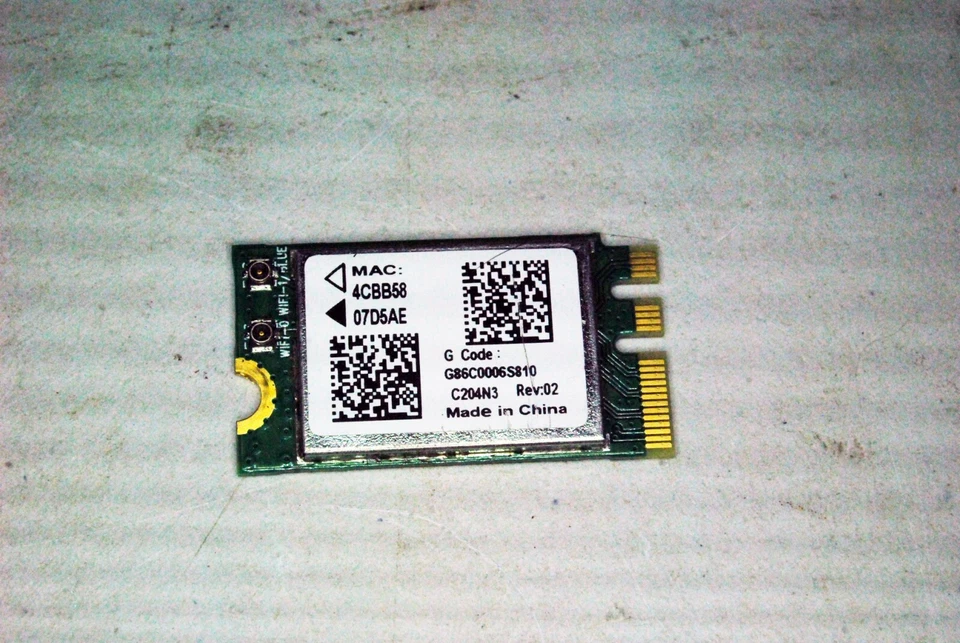 Toshiba G86C0006S810 WiFi and Bluetooth module - Image 1 of 1