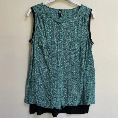Kut From The Kloth Geo Print Mixed Media Button Front Tank Size Medium - Image 1 of 4