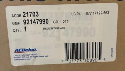 92147990 New OEM Radiator 2005-2006 Pontiac GTO 6.0L with A/T 21703 2987 - Image 1 of 4