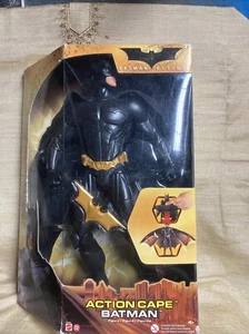 2005 DC BATMAN BEGINS LARGE 14" ACTION CAPE BATMAN FIGURE By MATTEL - Picture 1 of 4