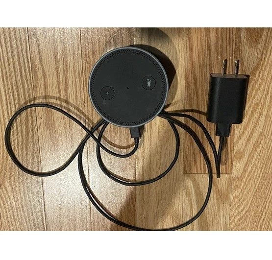 亚马逊 Echo Dot S04WQR 第 1 代 带电缆和适配器 — 第 1/1 张图片